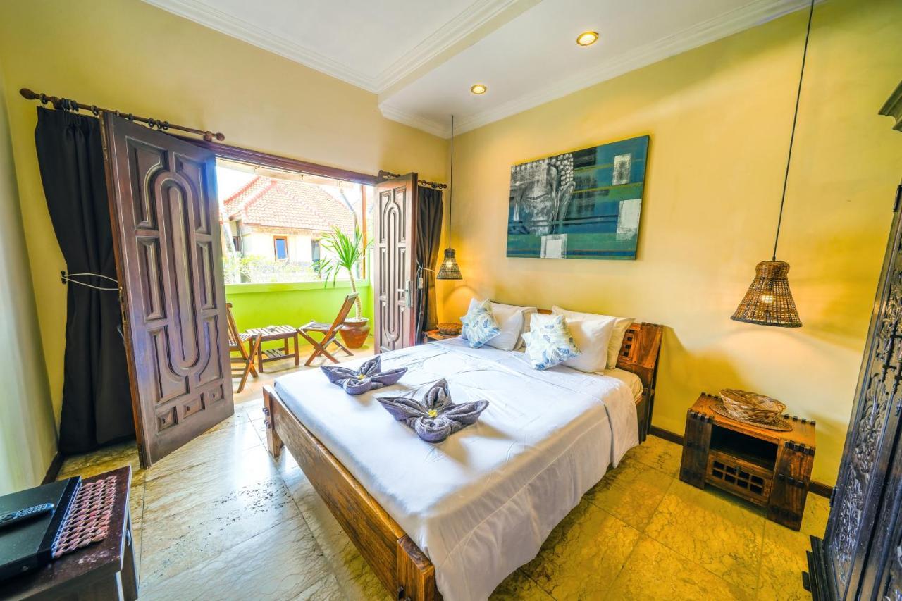 De Cinta Villa - Kuta - 5 Bedrooms - Heart Of Kuta Kültér fotó