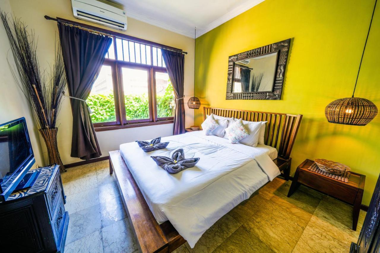 De Cinta Villa - Kuta - 5 Bedrooms - Heart Of Kuta Kültér fotó