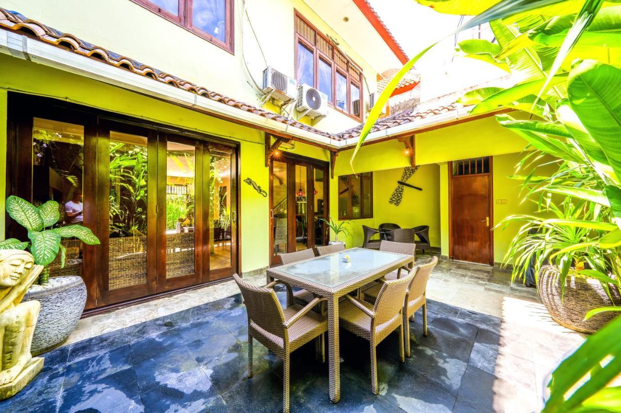 De Cinta Villa - Kuta - 5 Bedrooms - Heart Of Kuta Kültér fotó